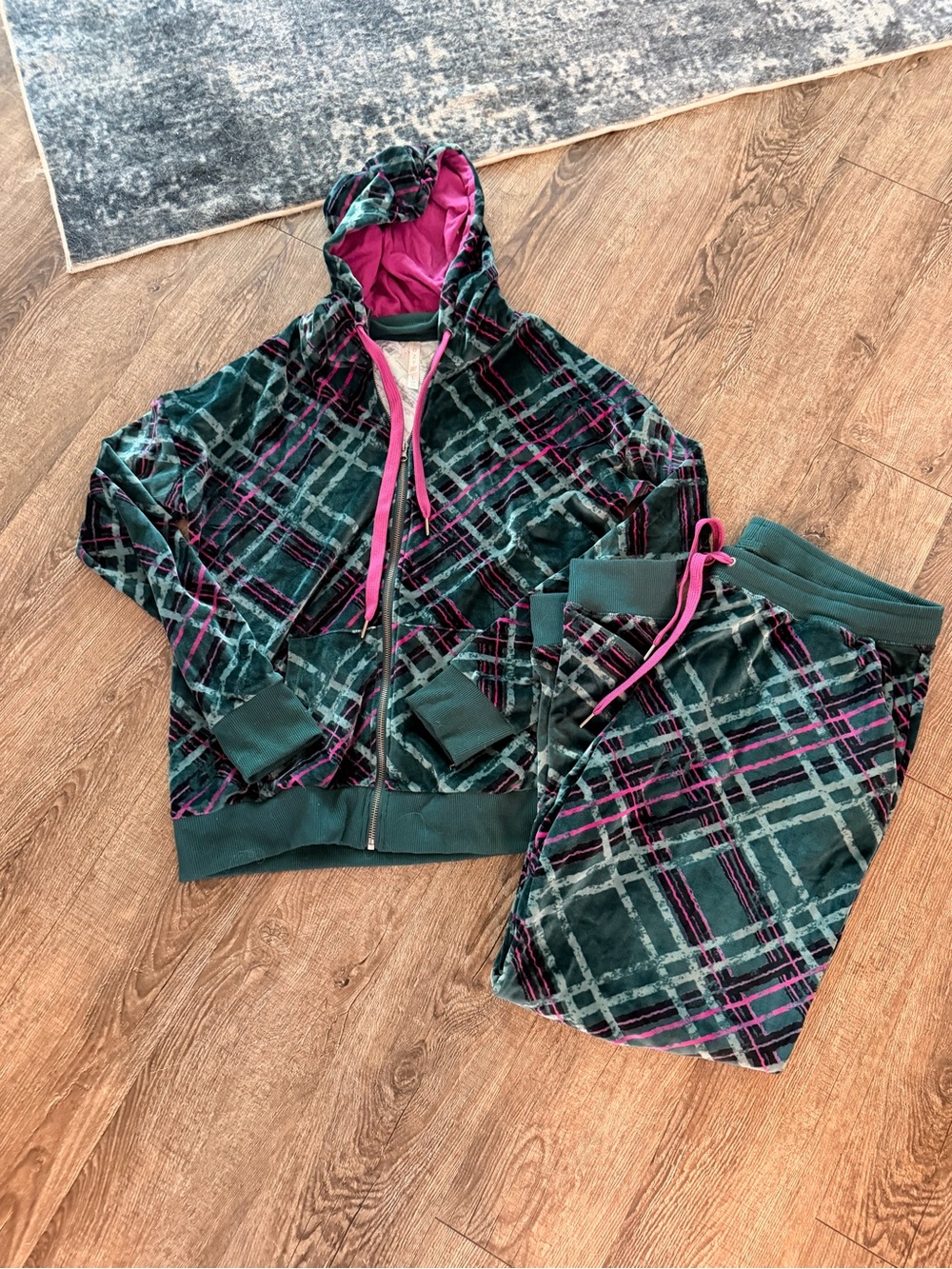Lularoe Cozy Plaid Hoodie & Jogger Set - Teal with Pink Accents